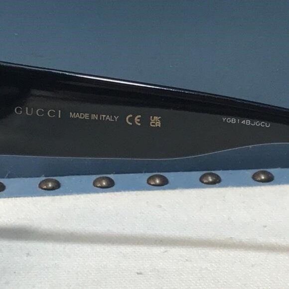 New Authentic Gucci GG0053SN 001 Black Oversize Square Sunglasses - Picture 12 of 14